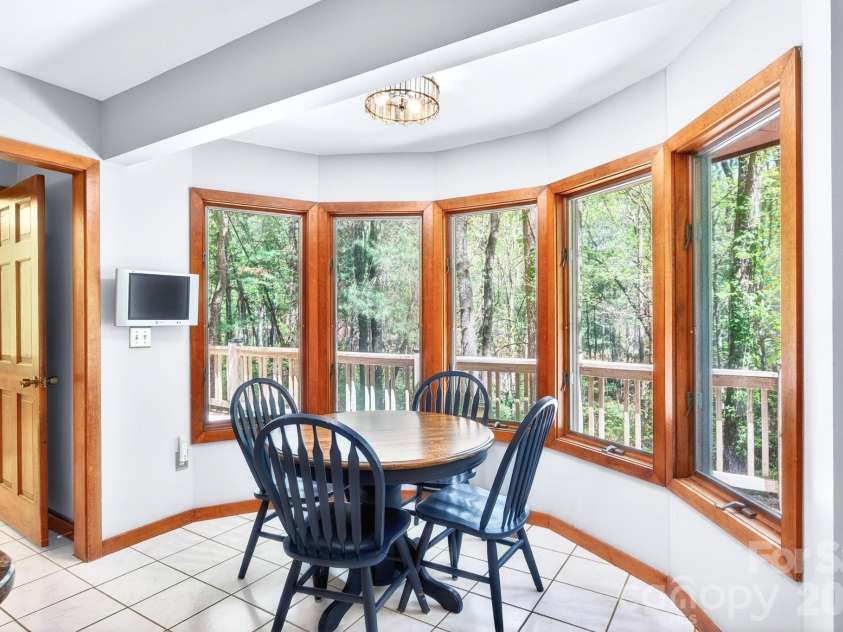 114 Timber Creek Road, Laurel Park, NC 28739.  MLS# CAR4371818, YatesRealty ID 14946. Breakfast Nook