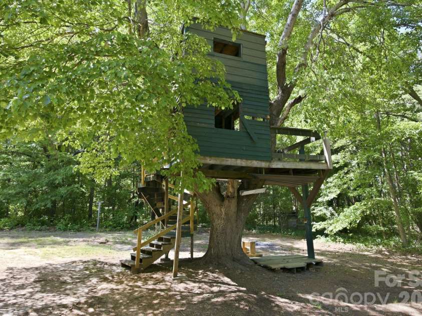 2610 Nc 152 Highway, China Grove, NC 28023.  MLS# CAR4372945, YatesRealty ID 14947. 