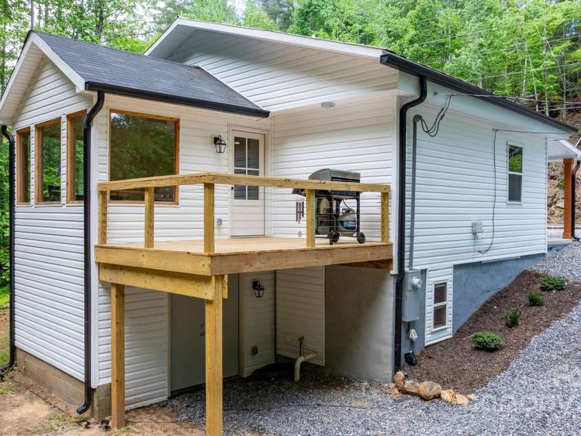 5608 NC Hwy 18 Highway, Morganton, NC 28655.  MLS# CAR4257020, YatesRealty ID 14947. 