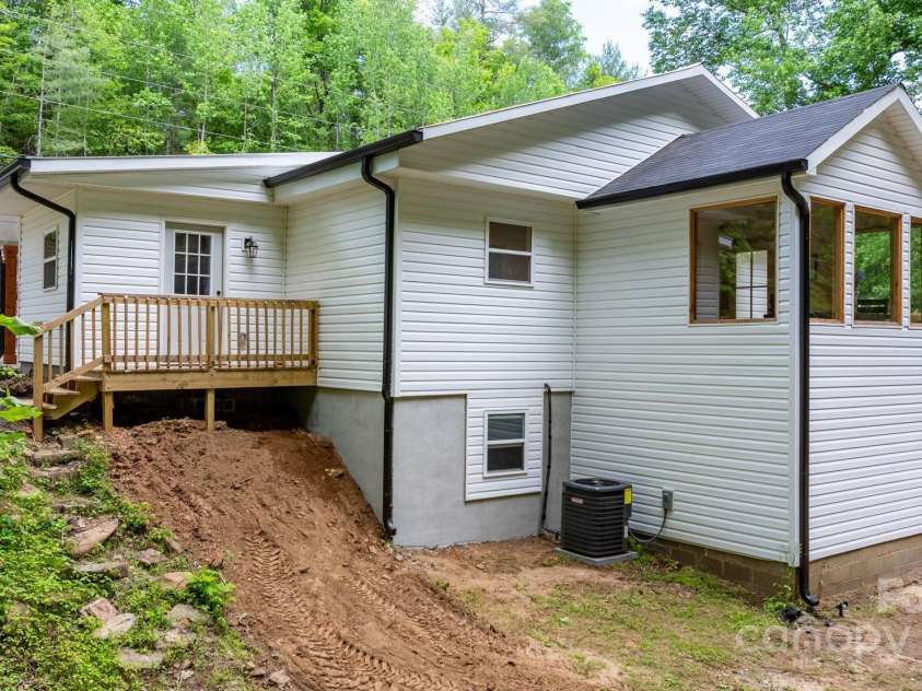 5608 NC Hwy 18 Highway, Morganton, NC 28655.  MLS# CAR4257020, YatesRealty ID 14947. 