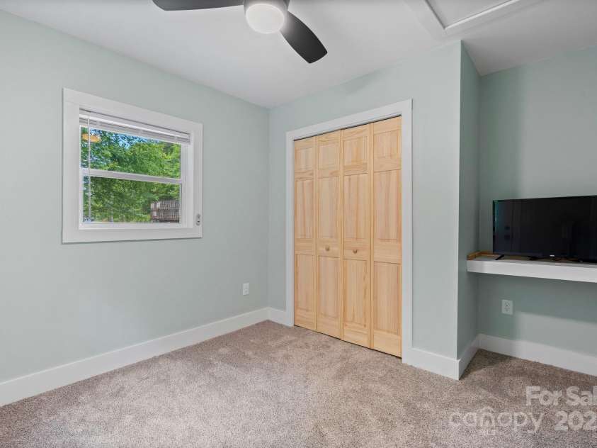 5608 NC Hwy 18 Highway, Morganton, NC 28655.  MLS# CAR4257020, YatesRealty ID 14947. 