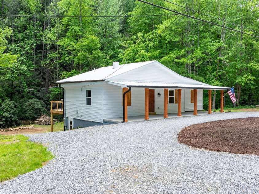 5608 NC Hwy 18 Highway, Morganton, NC 28655.  MLS# CAR4257020, YatesRealty ID 14947. 