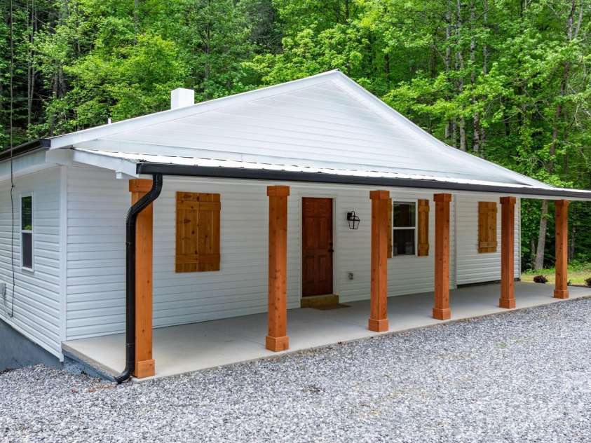 5608 NC Hwy 18 Highway, Morganton, NC 28655.  MLS# CAR4257020, YatesRealty ID 14947. 