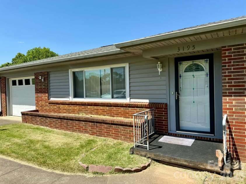 3195 Westview Street, Valdese, NC 28690.  MLS# CAR4372995, YatesRealty ID 14949. 