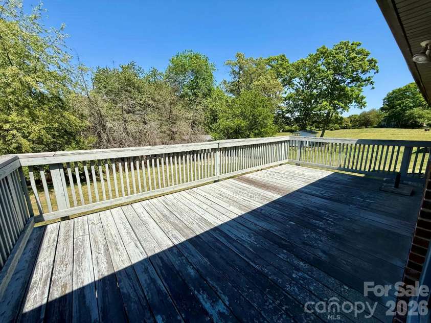 3195 Westview Street, Valdese, NC 28690.  MLS# CAR4372995, YatesRealty ID 14949. 