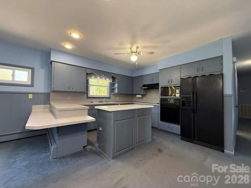3195 Westview Street, Valdese, NC 28690.  MLS# CAR4372995, YatesRealty ID 14949. 