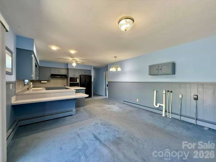 3195 Westview Street, Valdese, NC 28690.  MLS# CAR4372995, YatesRealty ID 14949. 