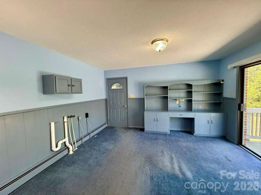 3195 Westview Street, Valdese, NC 28690.  MLS# CAR4372995, YatesRealty ID 14949. 