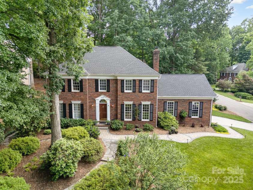 8700 Thornbury Lane, Huntersville, NC 28078.  MLS# CAR4259824, YatesRealty ID 14949. 