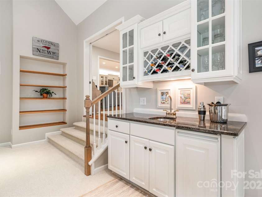 8700 Thornbury Lane, Huntersville, NC 28078.  MLS# CAR4259824, YatesRealty ID 14949. 
