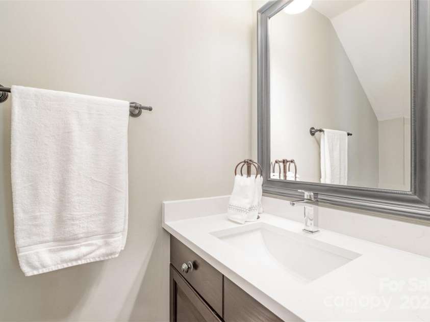 8700 Thornbury Lane, Huntersville, NC 28078.  MLS# CAR4259824, YatesRealty ID 14949. 