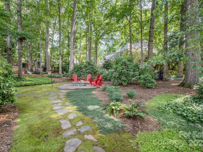 8700 Thornbury Lane, Huntersville, NC 28078.  MLS# CAR4259824, YatesRealty ID 14949. 