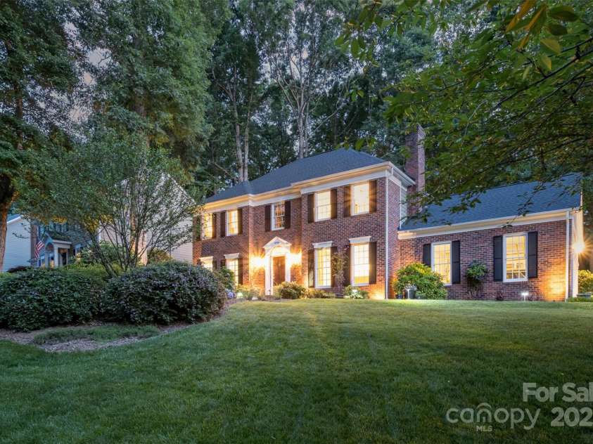 8700 Thornbury Lane, Huntersville, NC 28078.  MLS# CAR4259824, YatesRealty ID 14949. 