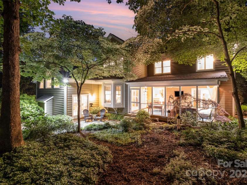 8700 Thornbury Lane, Huntersville, NC 28078.  MLS# CAR4259824, YatesRealty ID 14949. 