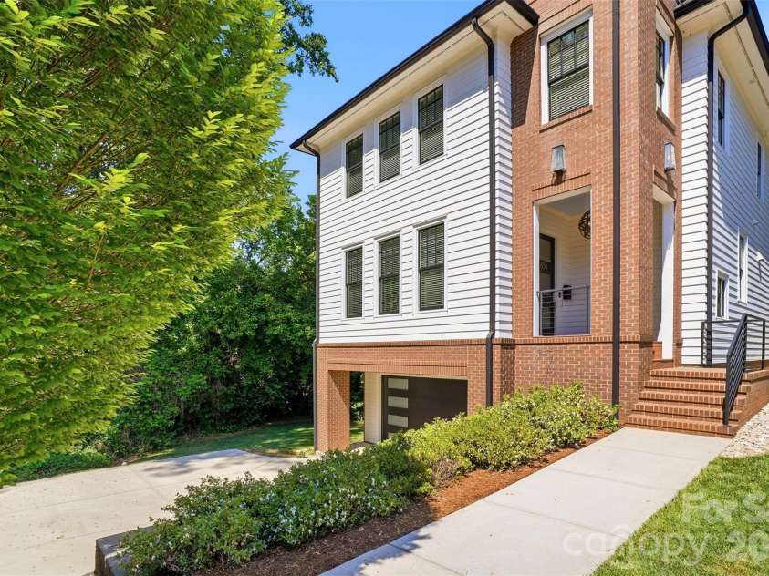 630 Welker Street, Charlotte, NC 28204.  MLS# CAR4370275, YatesRealty ID 14951. 