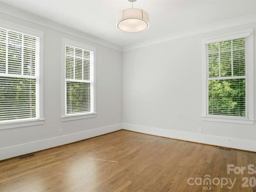 630 Welker Street, Charlotte, NC 28204.  MLS# CAR4370275, YatesRealty ID 14951. 