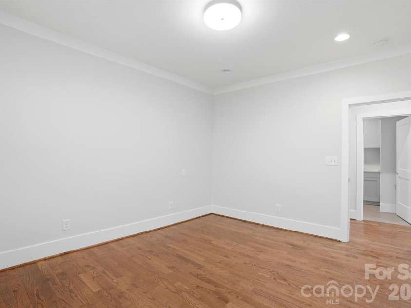 630 Welker Street, Charlotte, NC 28204.  MLS# CAR4370275, YatesRealty ID 14951. 