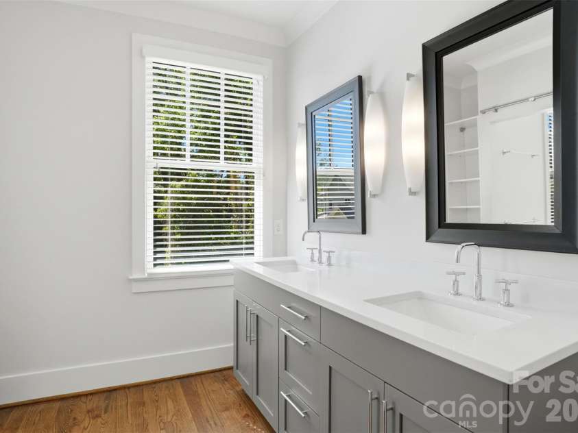 630 Welker Street, Charlotte, NC 28204.  MLS# CAR4370275, YatesRealty ID 14951. 