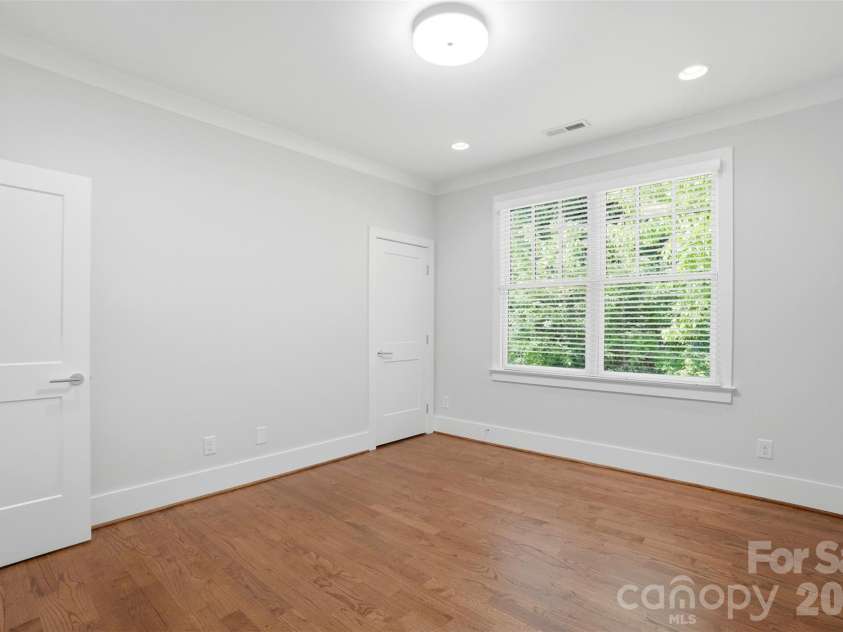 630 Welker Street, Charlotte, NC 28204.  MLS# CAR4370275, YatesRealty ID 14951. 
