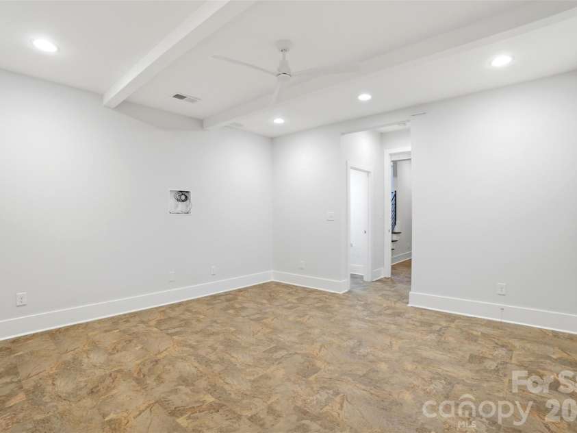 630 Welker Street, Charlotte, NC 28204.  MLS# CAR4370275, YatesRealty ID 14951. 