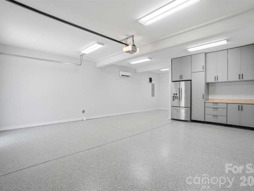 630 Welker Street, Charlotte, NC 28204.  MLS# CAR4370275, YatesRealty ID 14951. 