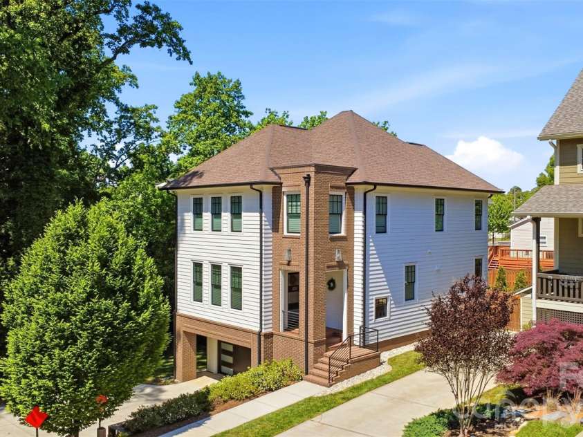 630 Welker Street, Charlotte, NC 28204.  MLS# CAR4370275, YatesRealty ID 14951. 