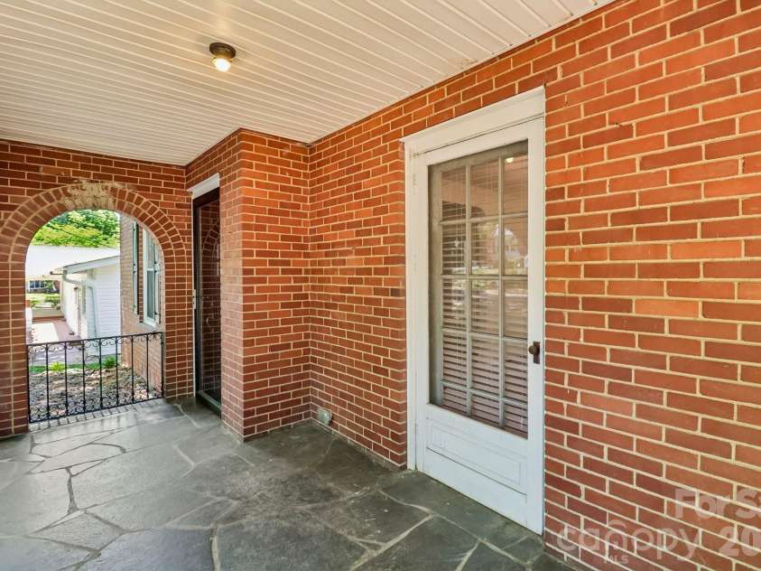 235 6th Street, Albemarle, NC 28001.  MLS# CAR4365910, YatesRealty ID 14952. Front Porch