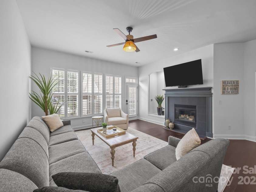 15913 Trenton Place Road, Huntersville, NC 28078.  MLS# CAR4259795, YatesRealty ID 14953. Living room easily accommodates a large sectional