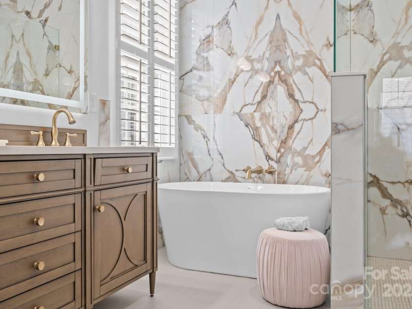 15913 Trenton Place Road, Huntersville, NC 28078.  MLS# CAR4259795, YatesRealty ID 14953. Vanity has additional electrical plugs, including USB for charging toothbrushes, powering hair tools, etc.
