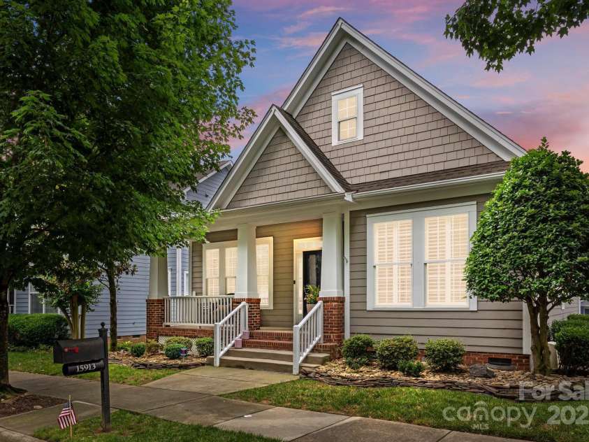 15913 Trenton Place Road, Huntersville, NC 28078.  MLS# CAR4259795, YatesRealty ID 14953. Welcome home!