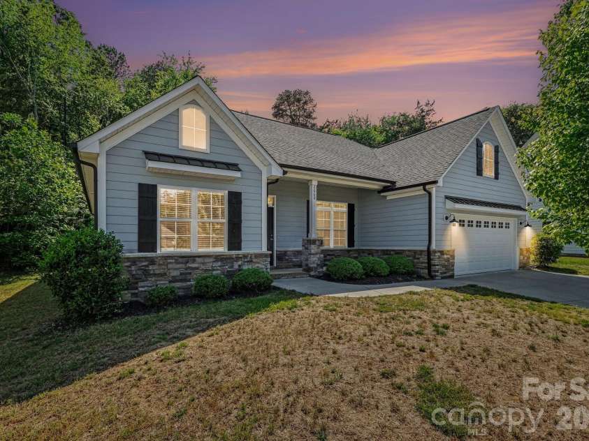 2660 Poplar Cove Drive, Concord, NC 28027.  MLS# CAR4372832, YatesRealty ID 14953. 