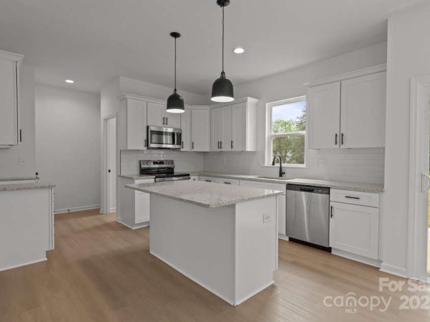 518 Herms Avenue, Mount Holly, NC 28120.  MLS# CAR4255099, YatesRealty ID 14956. 