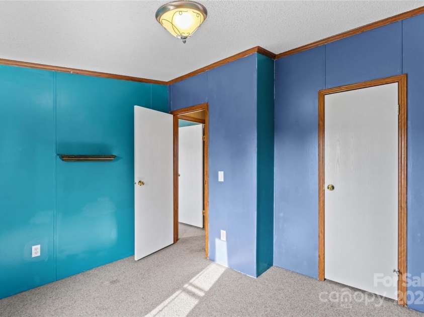 227 Grassy Meadow Lane, Statesville, NC 28625.  MLS# CAR4202911, YatesRealty ID 14958. 