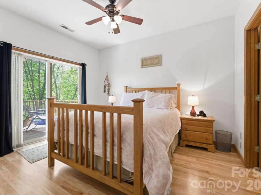 24 Pine Bluff Lane, Whittier, NC 28789.  MLS# CAR4371631, YatesRealty ID 14959. 