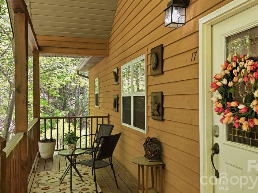 24 Pine Bluff Lane, Whittier, NC 28789.  MLS# CAR4371631, YatesRealty ID 14959. 
