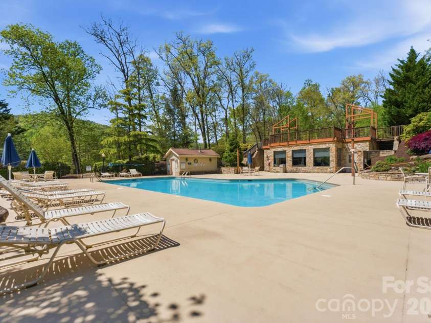 24 Pine Bluff Lane, Whittier, NC 28789.  MLS# CAR4371631, YatesRealty ID 14959. 