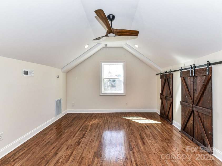 2919 Park Road, Charlotte, NC 28209.  MLS# CAR4230850, YatesRealty ID 14959. Bedoom #3