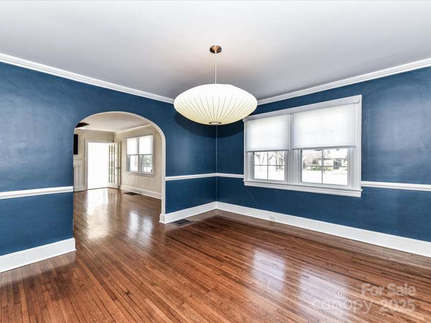 2919 Park Road, Charlotte, NC 28209.  MLS# CAR4230850, YatesRealty ID 14959. Dining Room