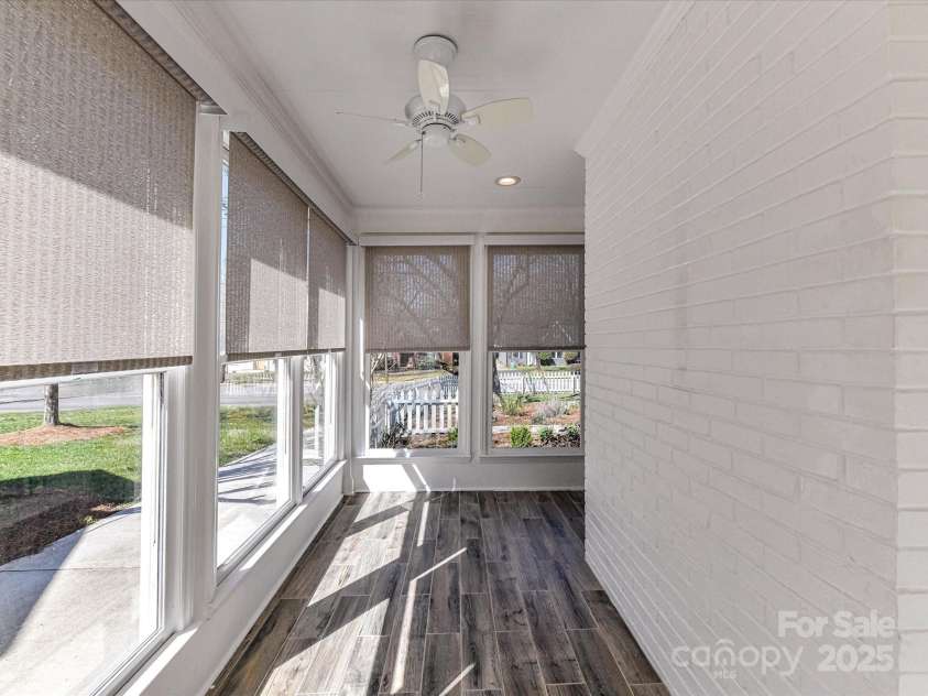 2919 Park Road, Charlotte, NC 28209.  MLS# CAR4230850, YatesRealty ID 14959. Sunroom