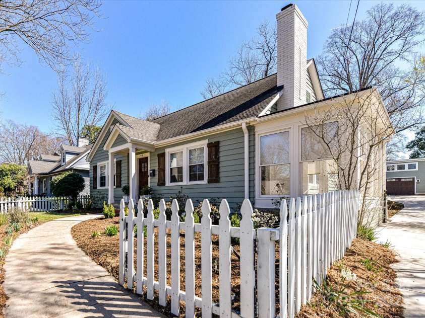 2919 Park Road, Charlotte, NC 28209.  MLS# CAR4230850, YatesRealty ID 14959. Welcome!