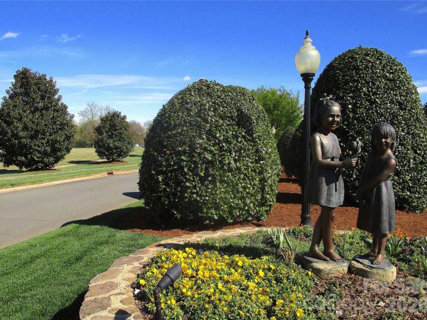 3310 Winged Foot Drive, Salisbury, NC 28144.  MLS# CAR4374287, YatesRealty ID 14960. 
