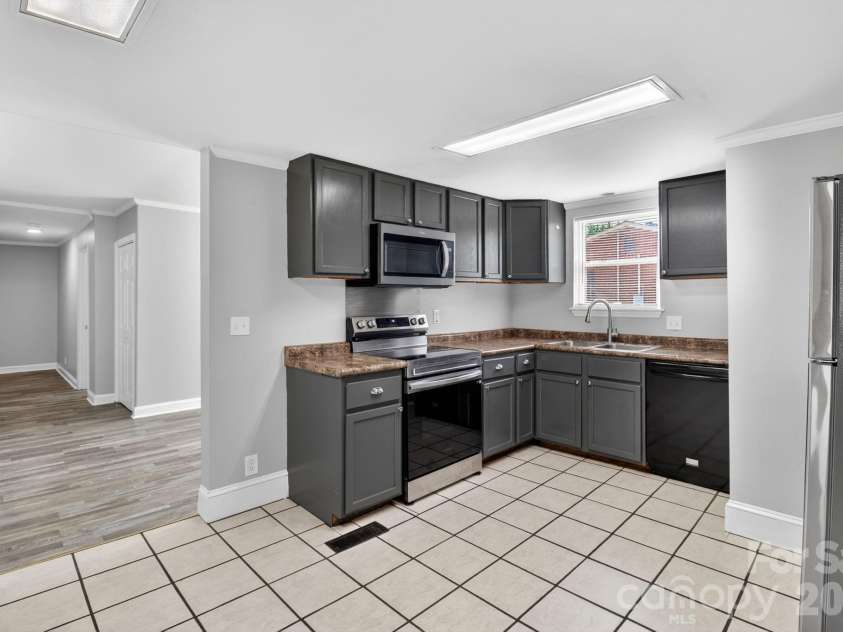 62 Roberta Road, Concord, NC 28027.  MLS# CAR4374296, YatesRealty ID 14961. 