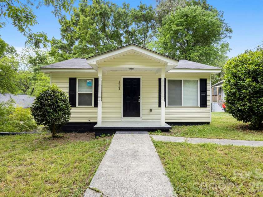 1224 Beale Street, Albemarle, NC 28001.  MLS# CAR4374352, YatesRealty ID 14963. 