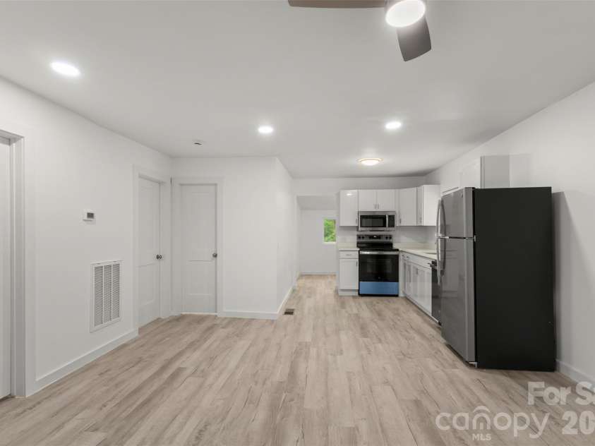 1224 Beale Street, Albemarle, NC 28001.  MLS# CAR4374352, YatesRealty ID 14963. 