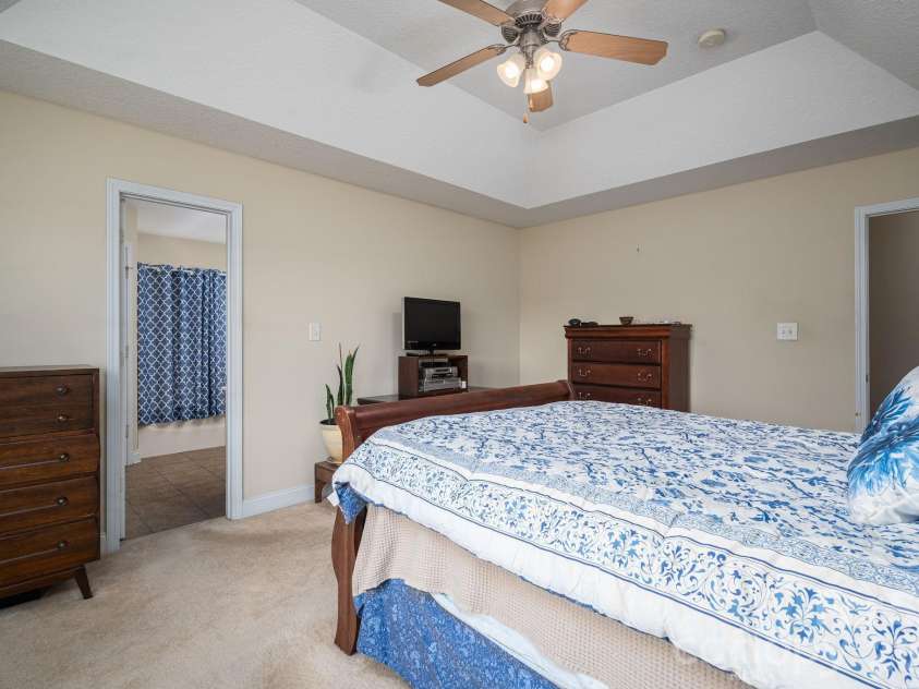 104 Lakewood Drive, Kings Mountain, NC 28086.  MLS# CAR4338504, YatesRealty ID 14964. Master Bedroom