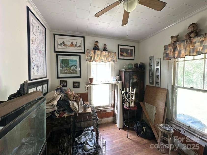 330 33rd Street, Hickory, NC 28602.  MLS# CAR4251603, YatesRealty ID 14964. 