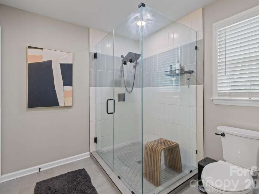 3910 Sulkirk Road, Charlotte, NC 28210.  MLS# CAR4367960, YatesRealty ID 14965. 