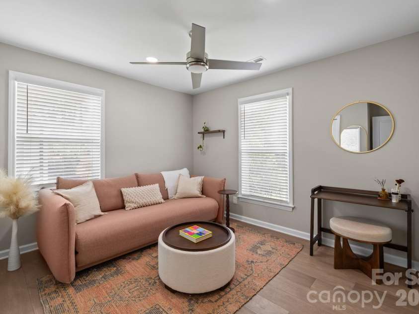 3910 Sulkirk Road, Charlotte, NC 28210.  MLS# CAR4367960, YatesRealty ID 14965. 