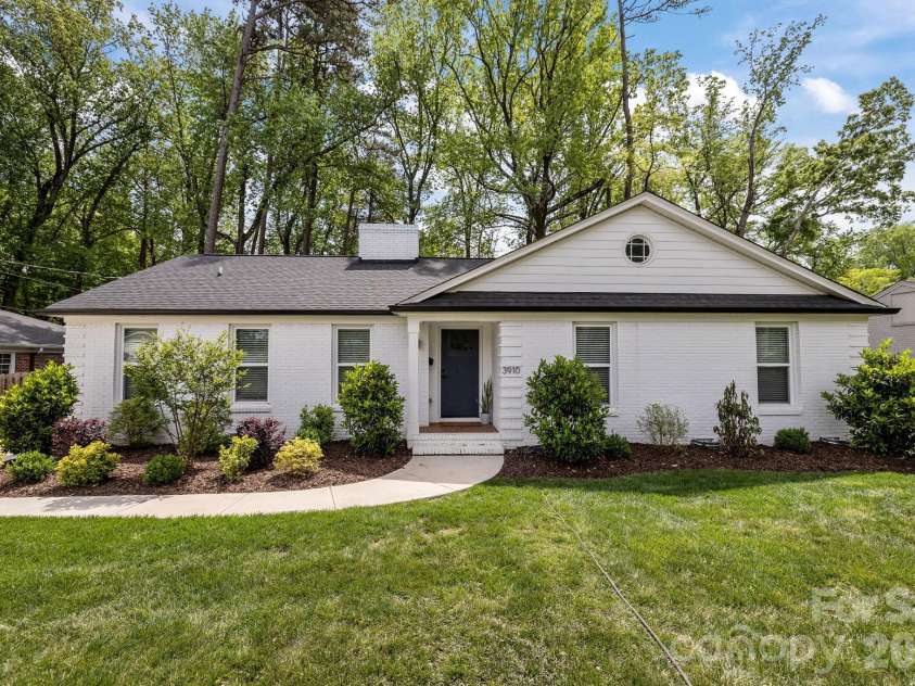 3910 Sulkirk Road, Charlotte, NC 28210.  MLS# CAR4367960, YatesRealty ID 14965. 