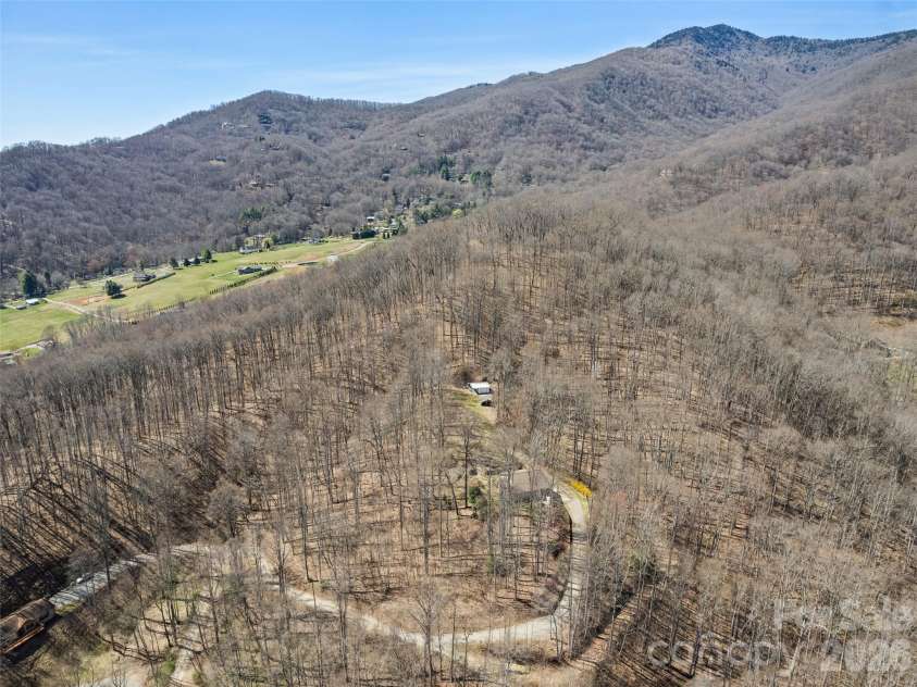 401 Tipstill Cove, Waynesville, NC 28786.  MLS# CAR4355703, YatesRealty ID 14966. 